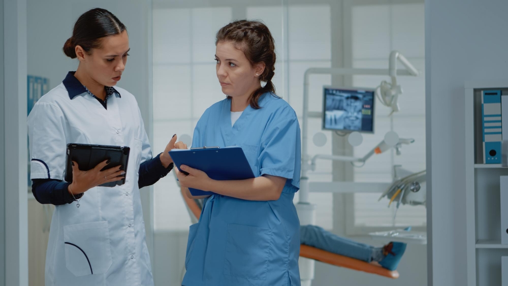 Registered Nurse vs Enrolled Nurse